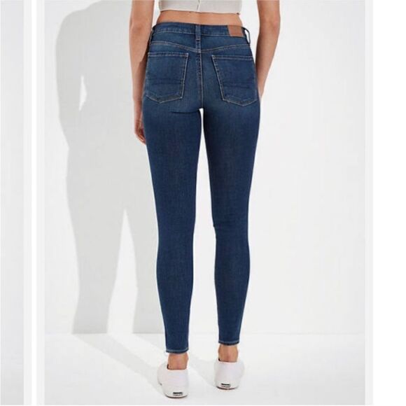 AMERICAN EAGLE NE(X)T LEVEL STRETCH SUPER HI-RISE DISTRESSED JEGGING SIZE 16 - Picture 3 of 12